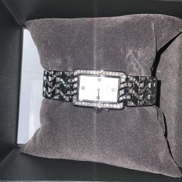 Bulova 96L304 White Mother-of-Pearl Dial Stainless Ladies Watch main image 6